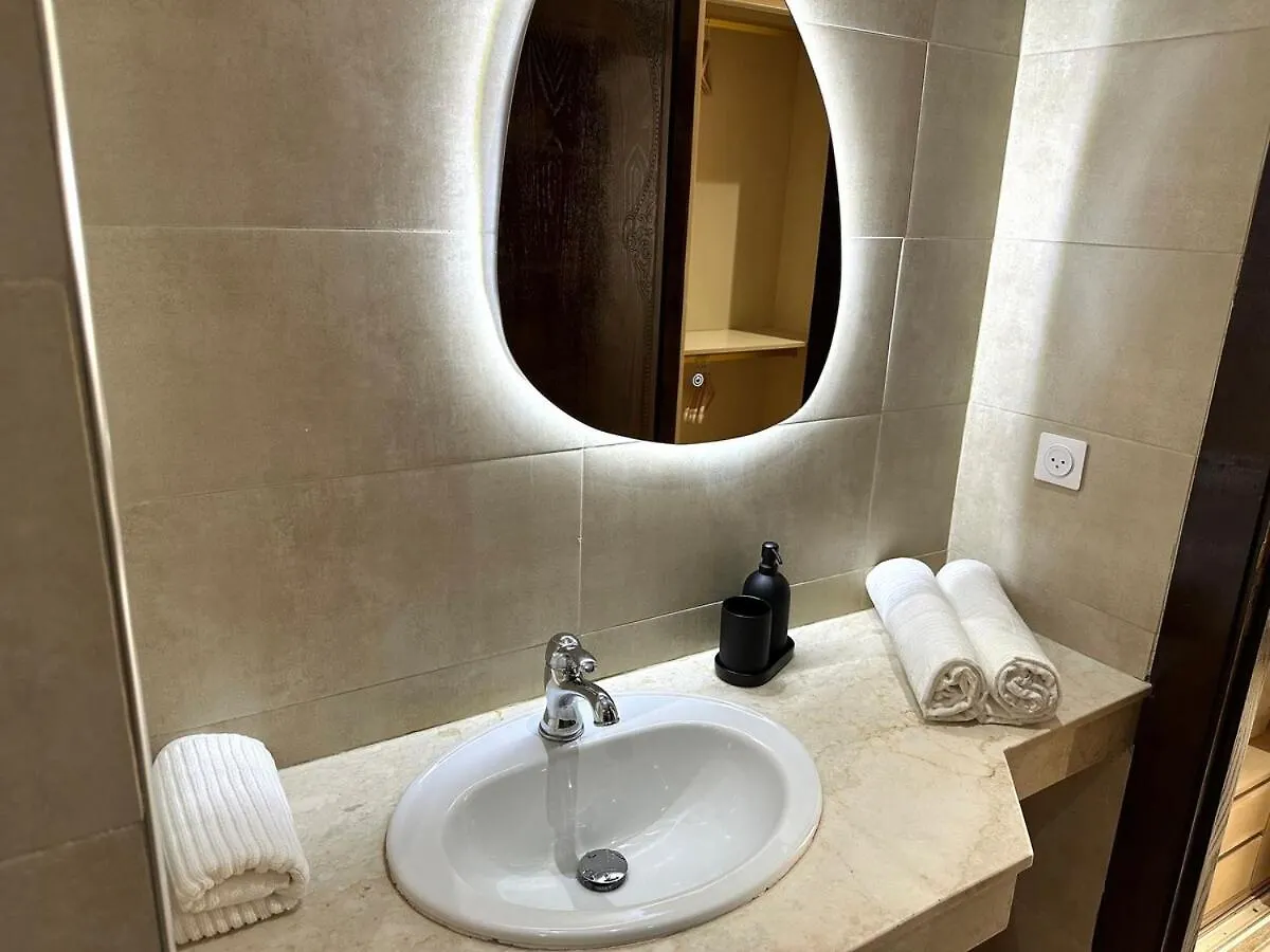 Charmant Appartement Au Coeur De Gueliz Marrakesh Apartment